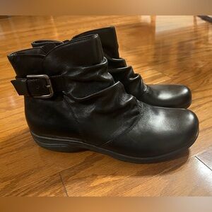 Clarks Chris Sydney ankle boots, size 11 women’s, leather, black
